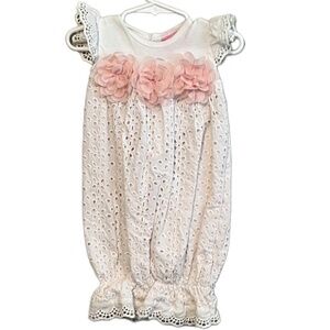 PURRFECT WHITE EYELET ROMPER WITH PINK FLOWERS
